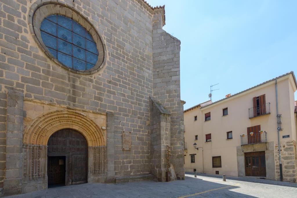 Apt - Plaza Mayor Of Avila - 1 Min Alcazar Kültér fotó