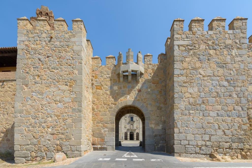 Apt - Plaza Mayor Of Avila - 1 Min Alcazar Kültér fotó